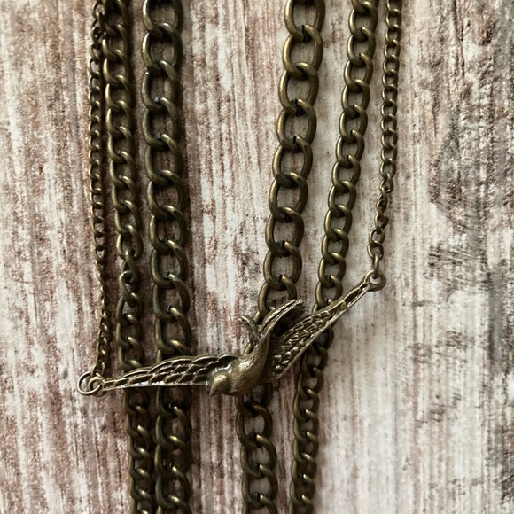 Paparazzi chain bird necklace and earrings set - Picture 2 of 2